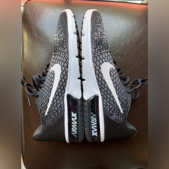 Nike Air Max Sequent 2 Black White US Men's 10 - Picture 6 of 10